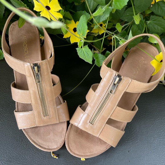 Naturalizer Wedges - Picture 2 of 4
